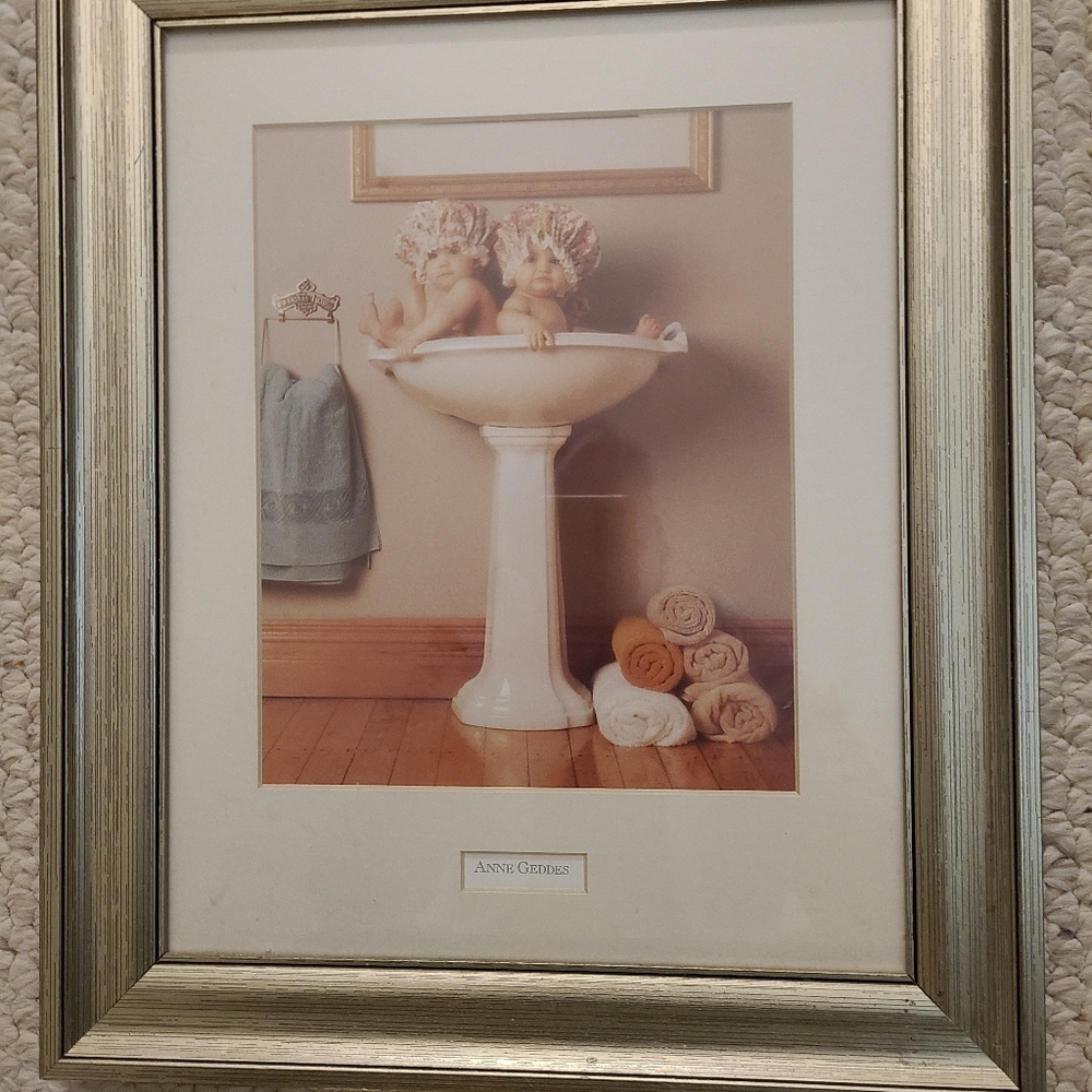 Anne Geddes Bathroom Picture